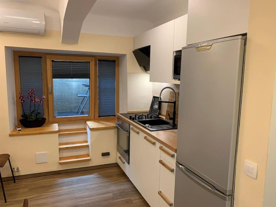 Art Apartment City Center Lj Любляна Экстерьер фото
